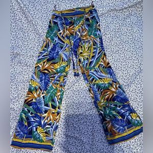 Fashion nova pants they’re new but they don’t fit me